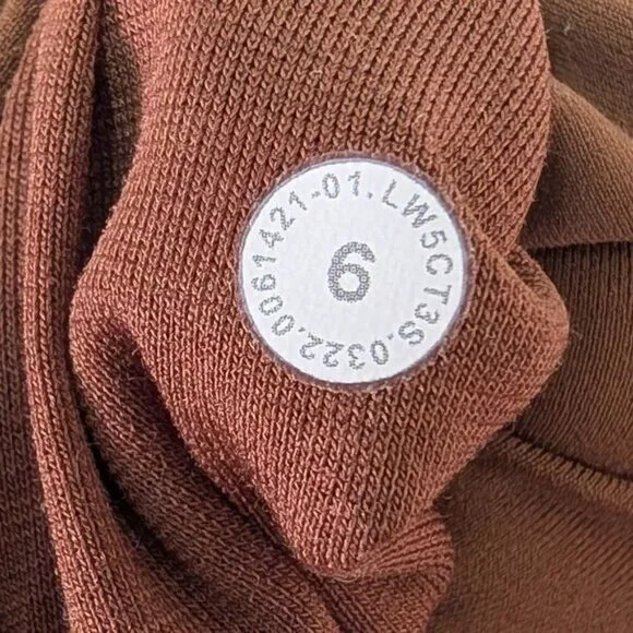 Lululemon Align Pant II 25in in Roasted Brown - Picture 6 of 6